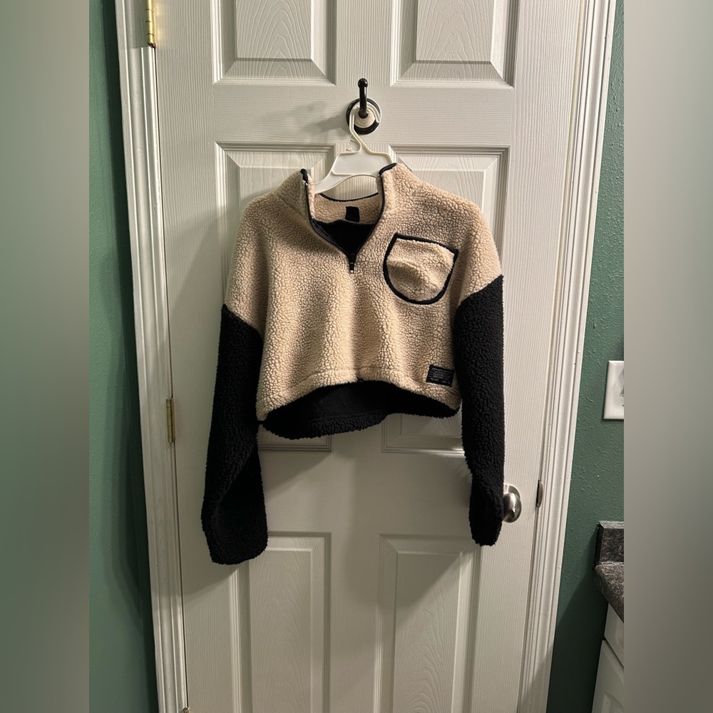 Urban Outfitters Cropped Sherpa Pullover
